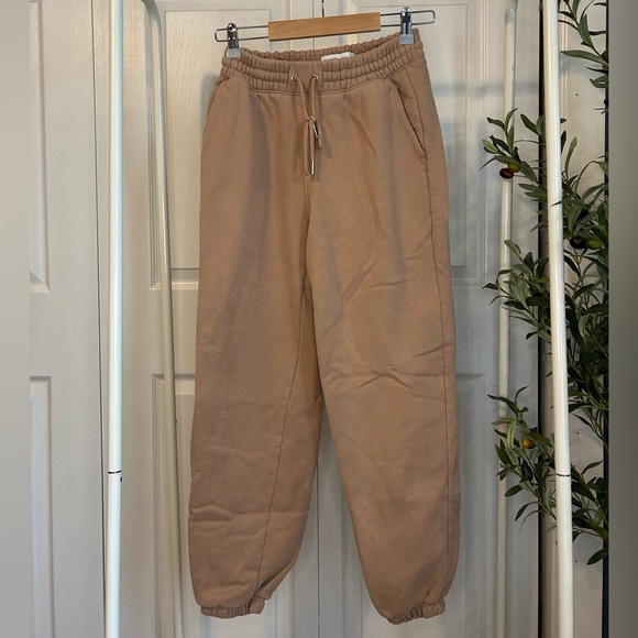 🫎ABERCROMBIE Soft A&F Max Essentials Soft Tan/Camel Sweatpant Jogger - Small - Picture 2 of 4